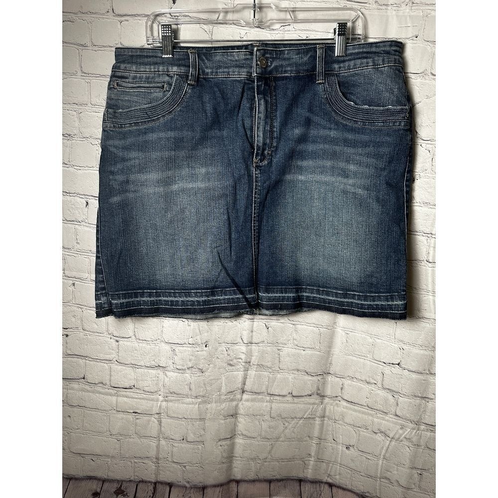 White House Black Market Denim Mini Skirt 16 Blue Embroidered Pockets Stretch
